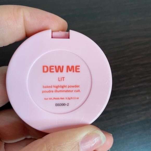 🍎🍎Estate Dew Me Highlighter - Picture 2 of 3
